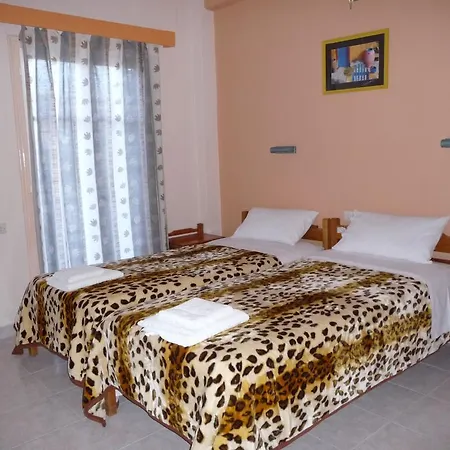 Rose Garden Aparthotel Dassiá