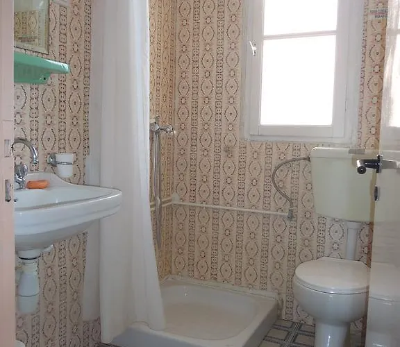 Rose Garden מלון דירות דאסיה